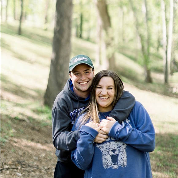 Meet the Posher Listing - Picture 1 of 1